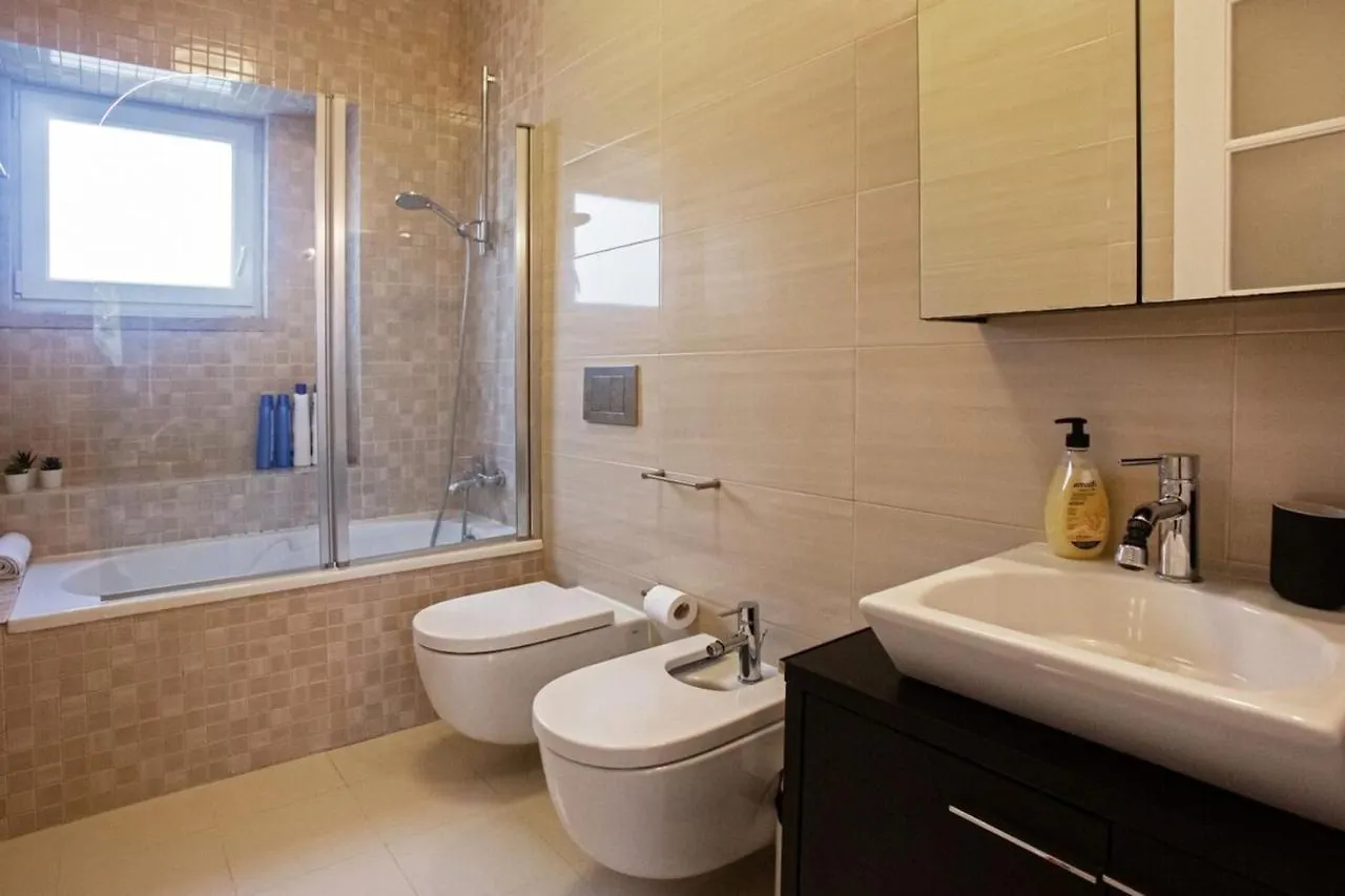 Cosy 1 Bedroom Apartment In Belem Lisbon 0*,